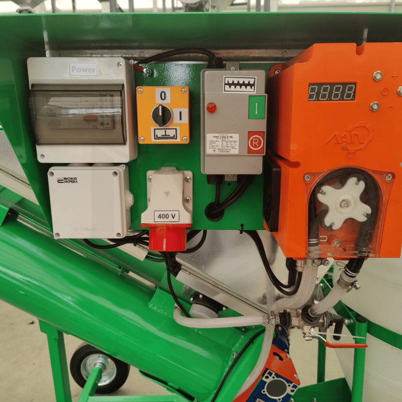 Appareil de traitement de semence série Farmer équipé vis revêtement polyurethane