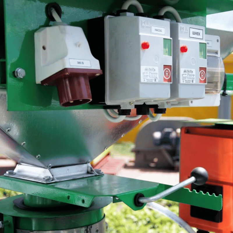 PNSF-5 Traitement stationnaire des semences équipé de vis revêtement polyuréthane