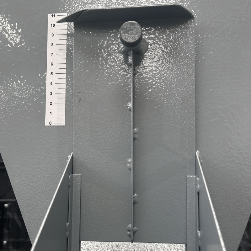 Trémie acier peint livré en kit pour épierreur DKM16