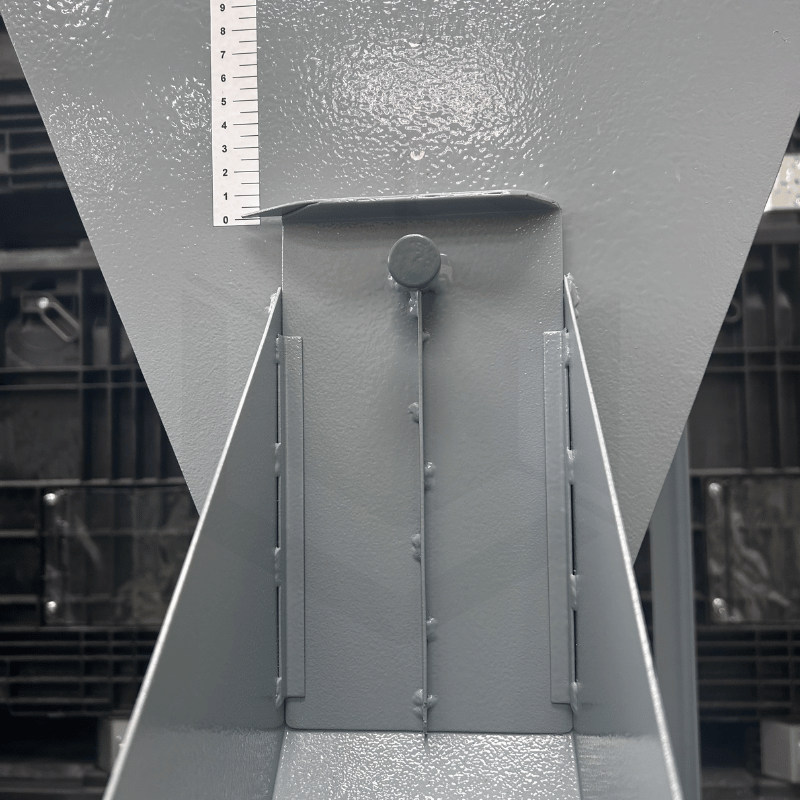 Trémie acier peint livré en kit pour épierreur DKM16