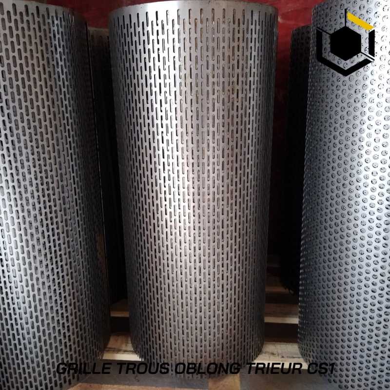 Grille CS1 trous oblongs